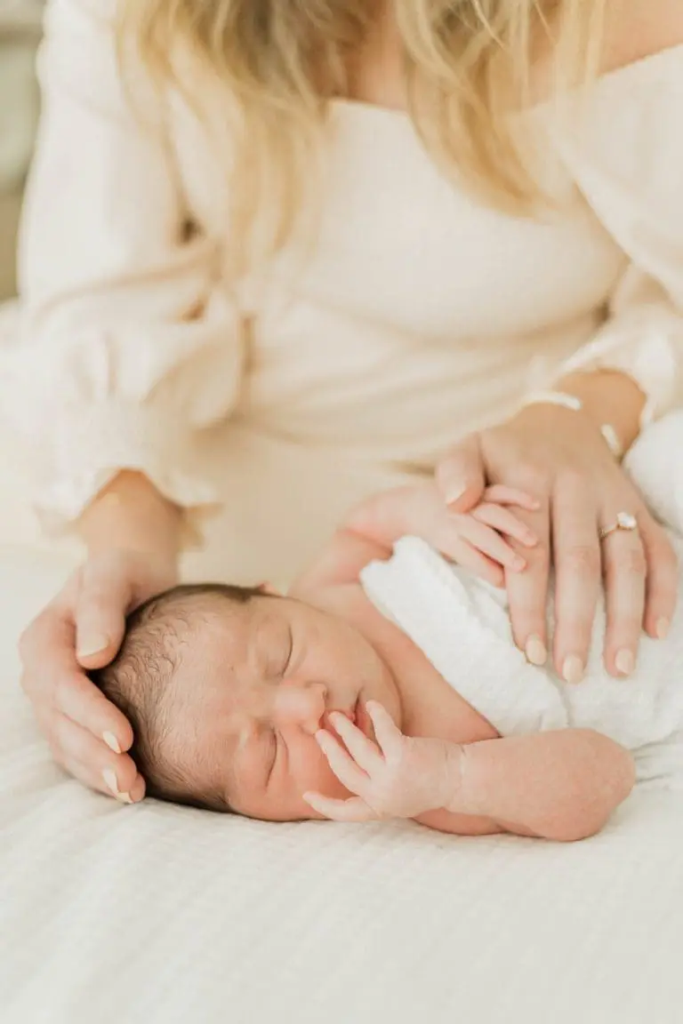 Chicago Family Newborn Photographer - Mackenzie Sutterer_A_09222023_7745.jpg
