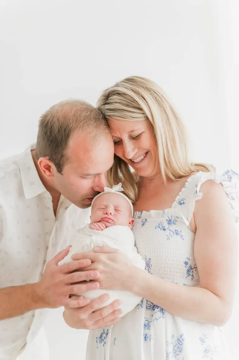 Chicago Family Newborn Photographer - Abby Ferguson_J_06262023_1643-Enhanced-NR.jpg