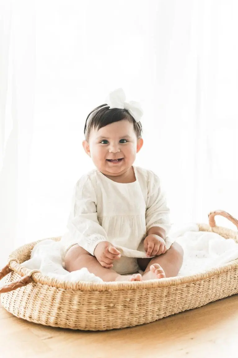 Chicago Family Newborn Photographer - Alexandria Ruiz_J_09262023_7712.jpg