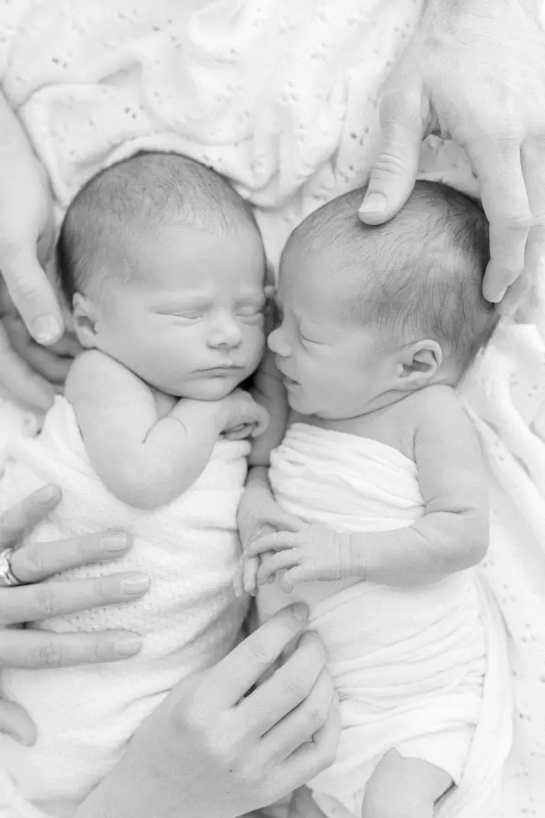 Chicago Family Newborn Photographer - BW Alyssa Cosich_A_11022023_0486 copy.jpg