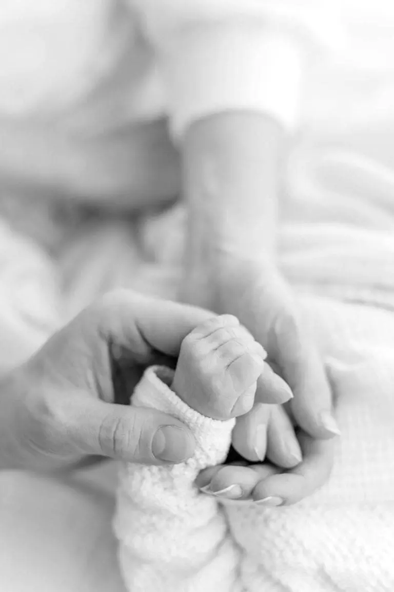 Chicago Family Newborn Photographer - BW Vanessa Friedrich_A_11162023_5307 copy.jpg