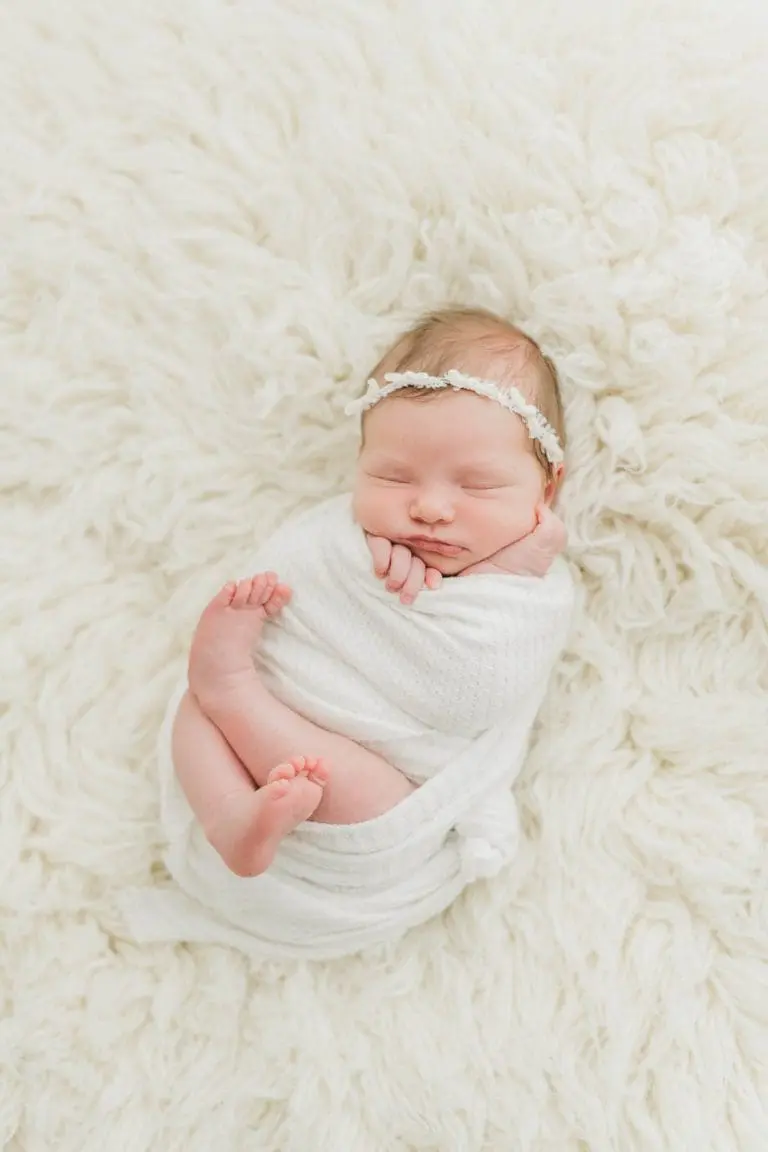 Chicago Family Newborn Photographer - Kelsey Balcer_A_06222023_3801-Edit.jpg
