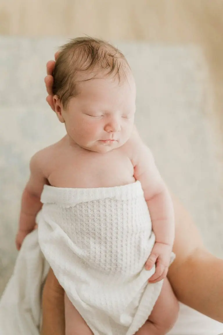 Chicago Family Newborn Photographer - Kelsey Balcer_A_06222023_3981-Edit.jpg