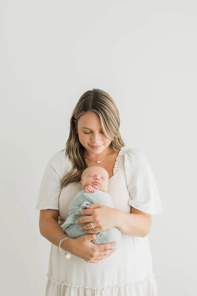 Chicago Family Newborn Photographer - Kelsey Miller_A_08142023_1383.jpg
