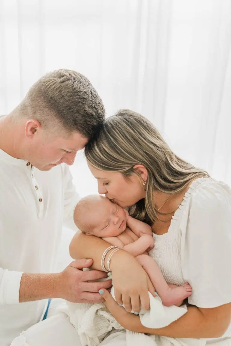 Chicago Family Newborn Photographer - Kelsey Miller_A_08142023_1875.jpg