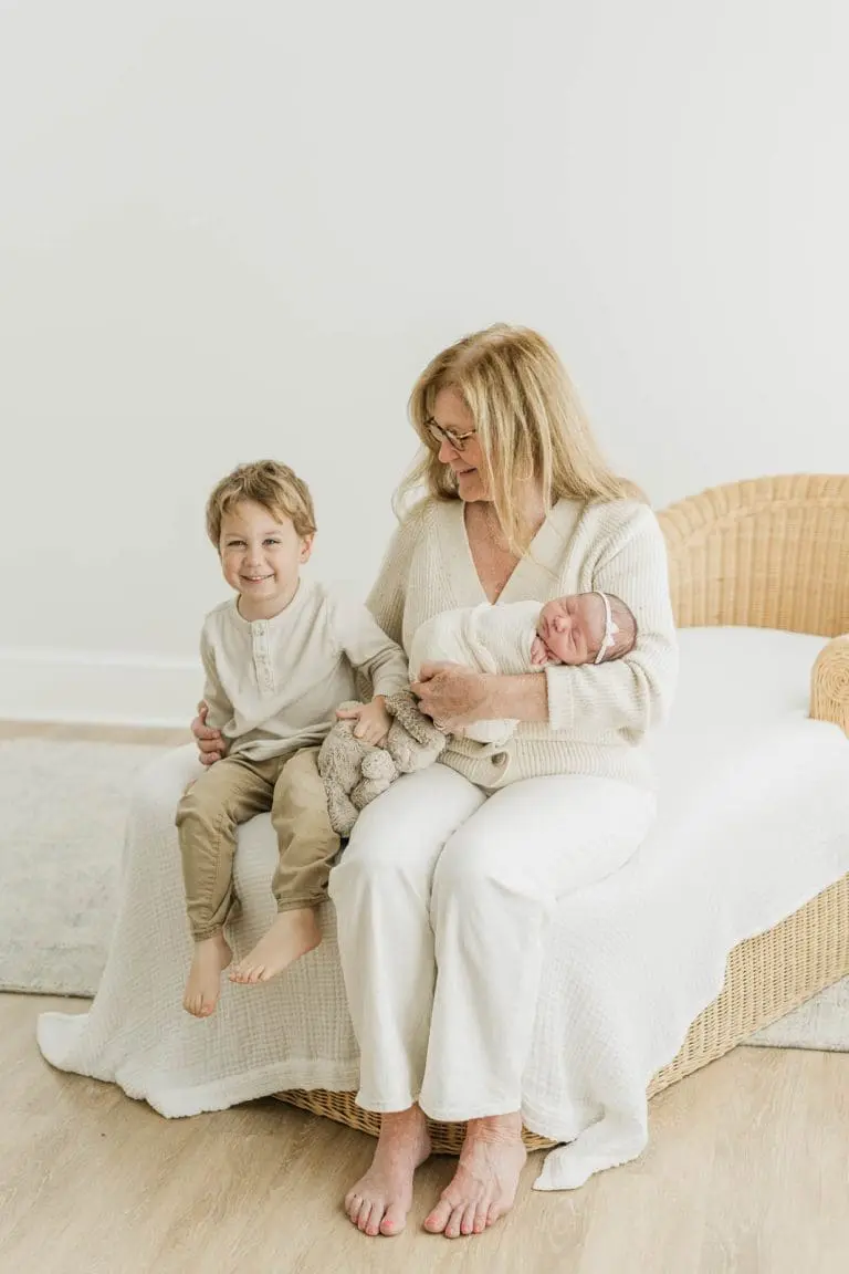 Chicago Family Newborn Photographer - Mackenzie Sutterer_A_09222023_7347.jpg