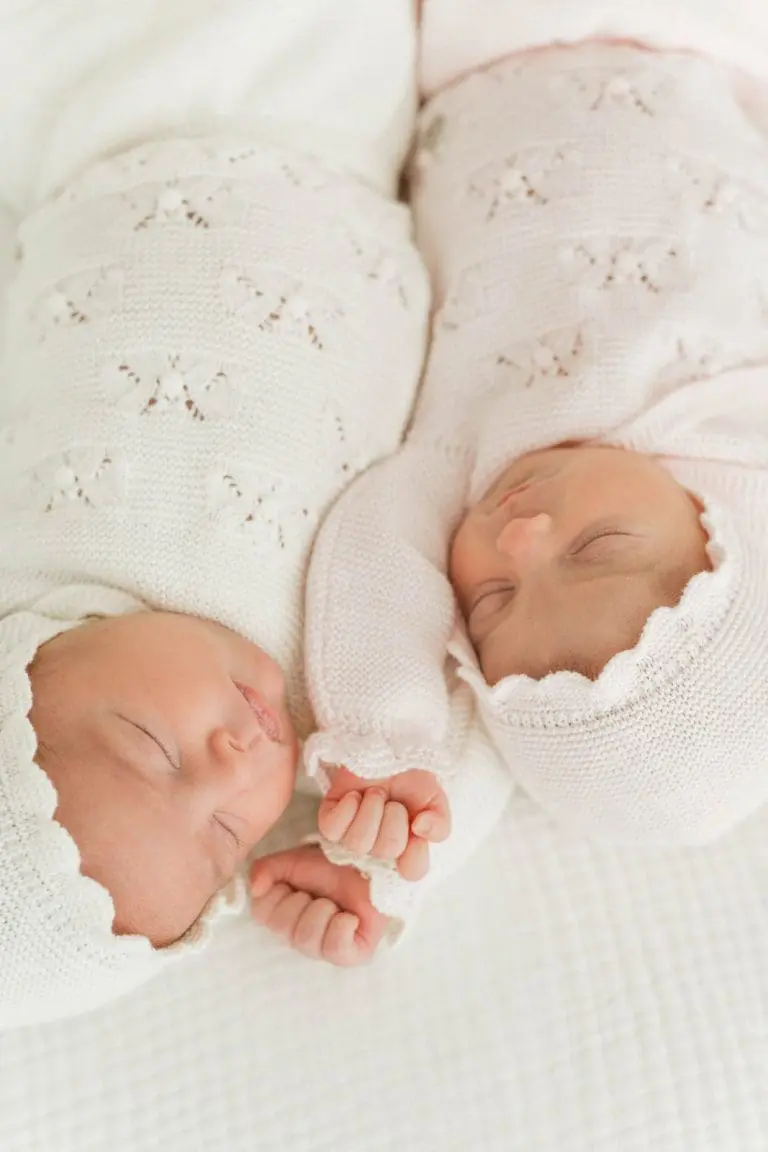 Chicago Family Newborn Photographer - Maria Leiva_A_11202023_4912.jpg