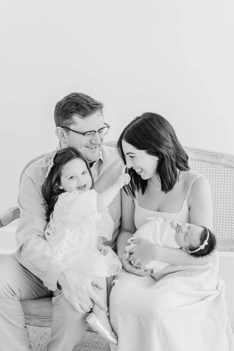 Chicago Family Newborn Photographer - Maria Muting Klovens_A_09192023_5373-2.jpg