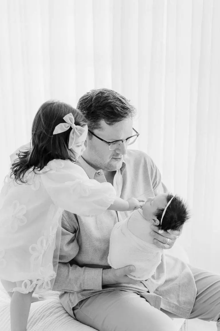 Chicago Family Newborn Photographer - Maria Muting Klovens_A_09192023_5599-2.jpg