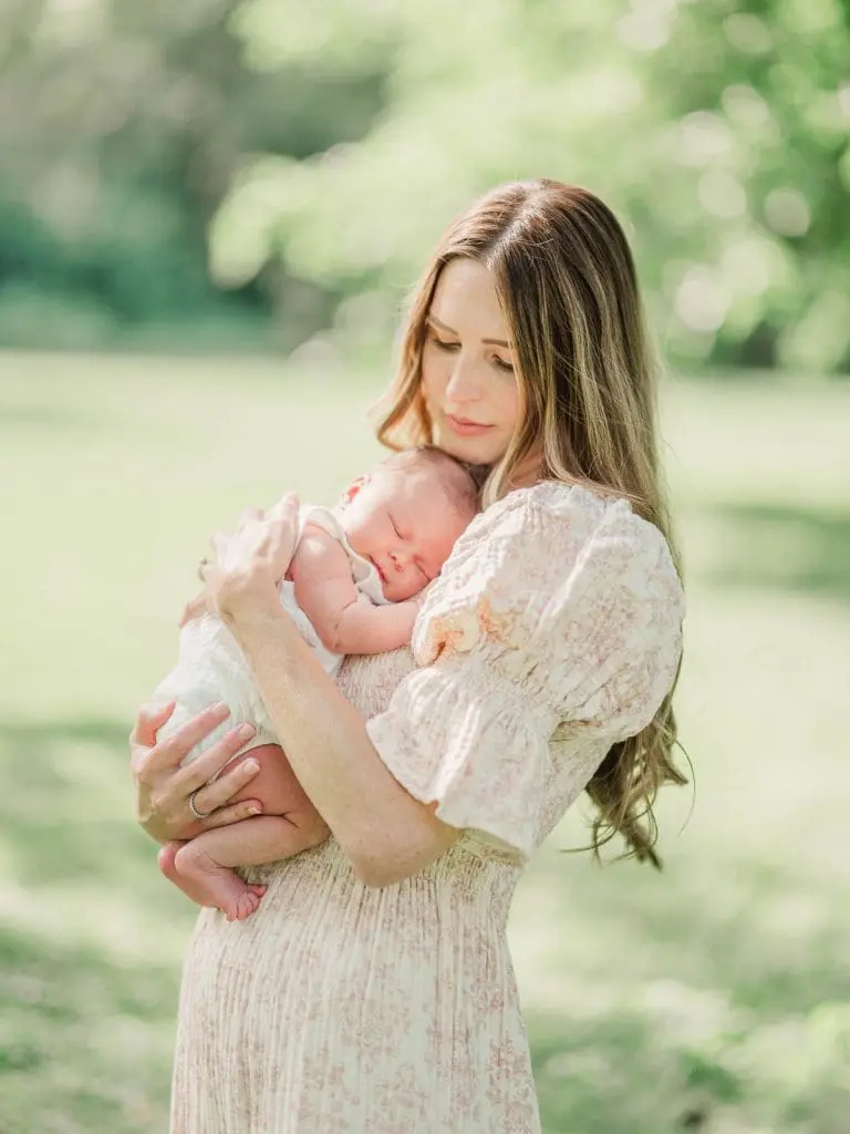 Chicago Family Newborn Photographer - Megan Dunleavy_A_07182023_0429.jpg
