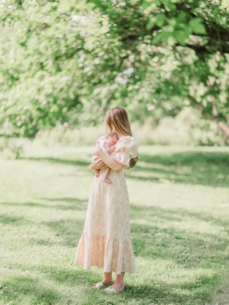 Chicago Family Newborn Photographer - Megan Dunleavy_A_07182023_0442.jpg