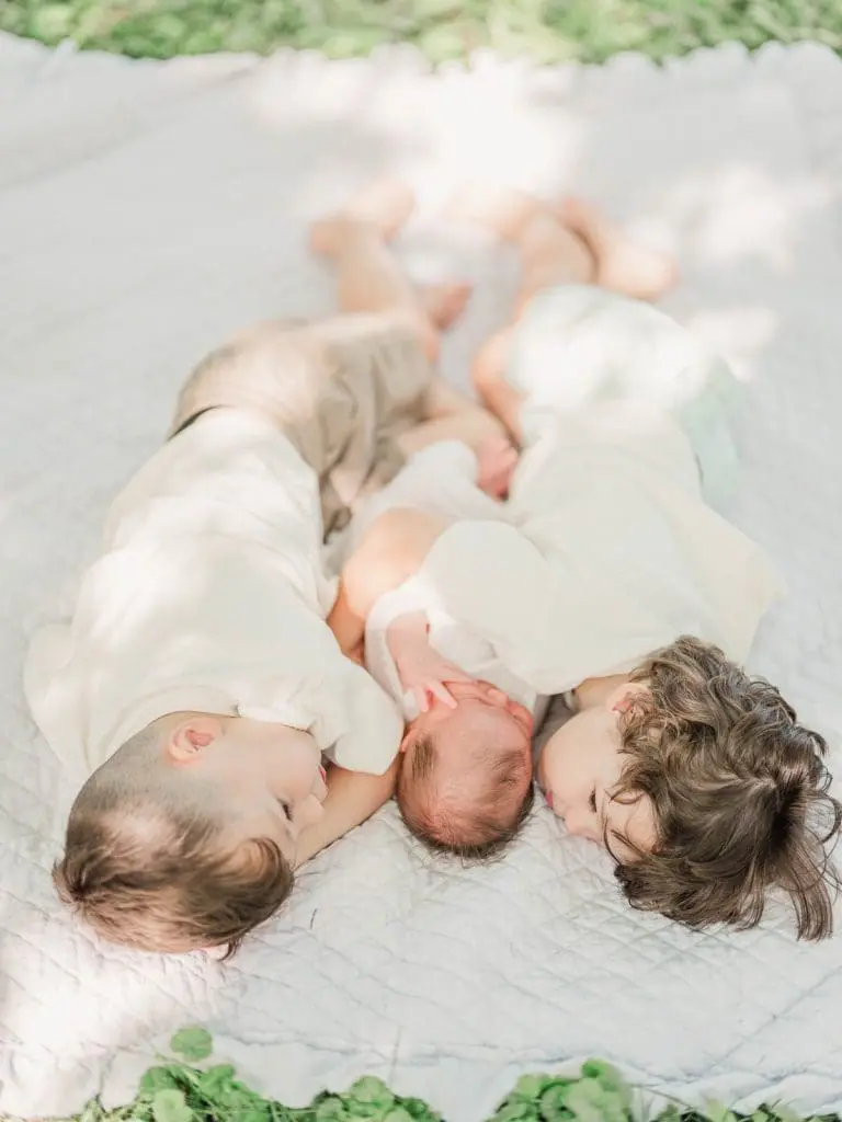 Chicago Family Newborn Photographer - Megan Dunleavy_A_07182023_0624.jpg