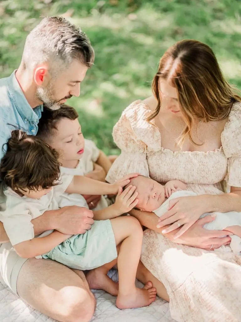 Chicago Family Newborn Photographer - Megan Dunleavy_A_07182023_0678.jpg