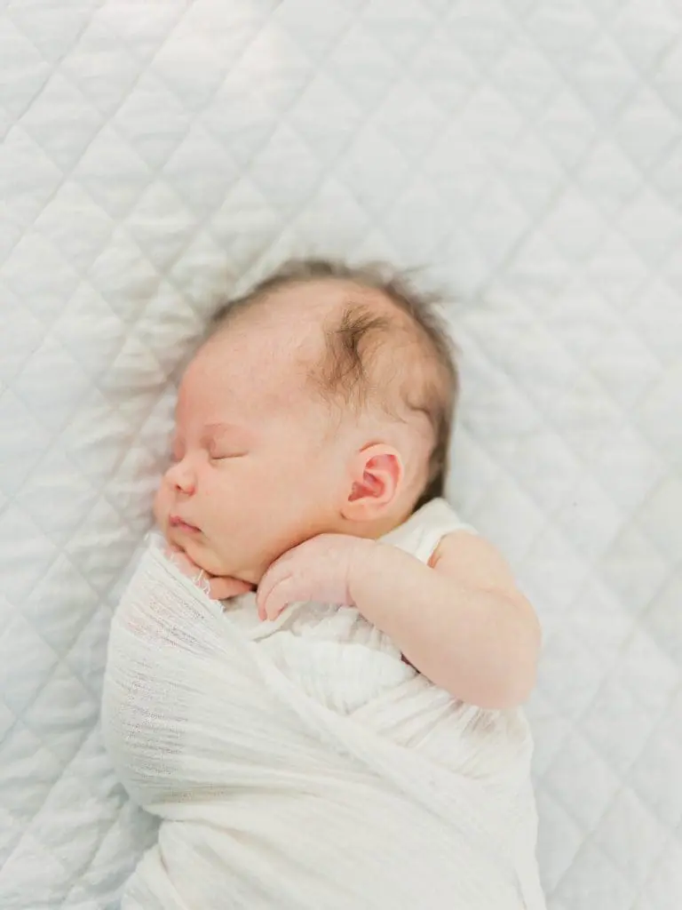 Chicago Family Newborn Photographer - Megan Dunleavy_A_07182023_0806.jpg