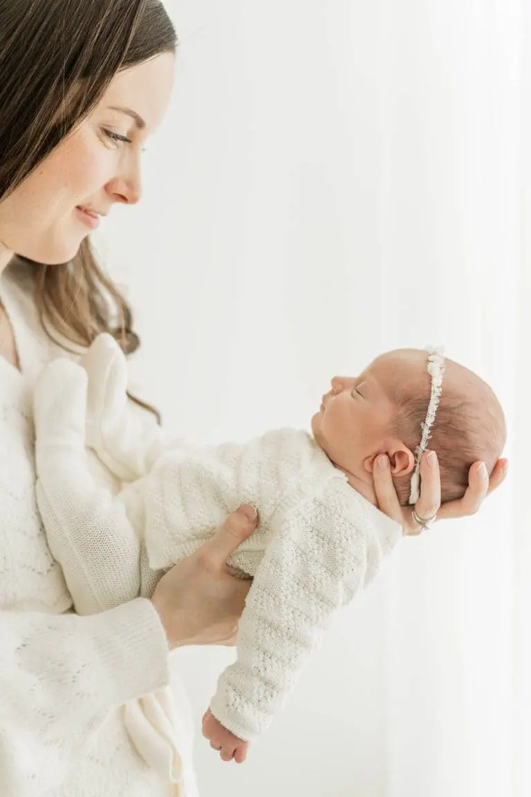 Chicago Family Newborn Photographer - Vanessa Friedrich_A_11162023_4678.jpg