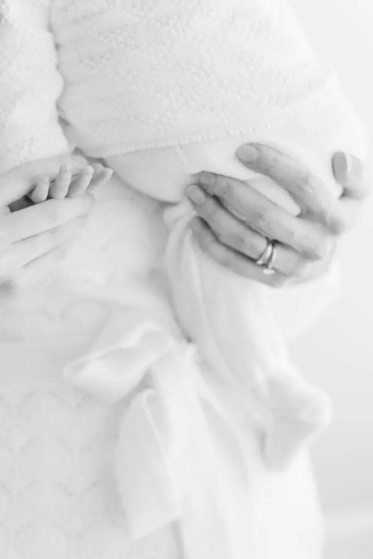 Chicago Family Newborn Photographer - Vanessa Friedrich_A_11162023_4898-2.jpg