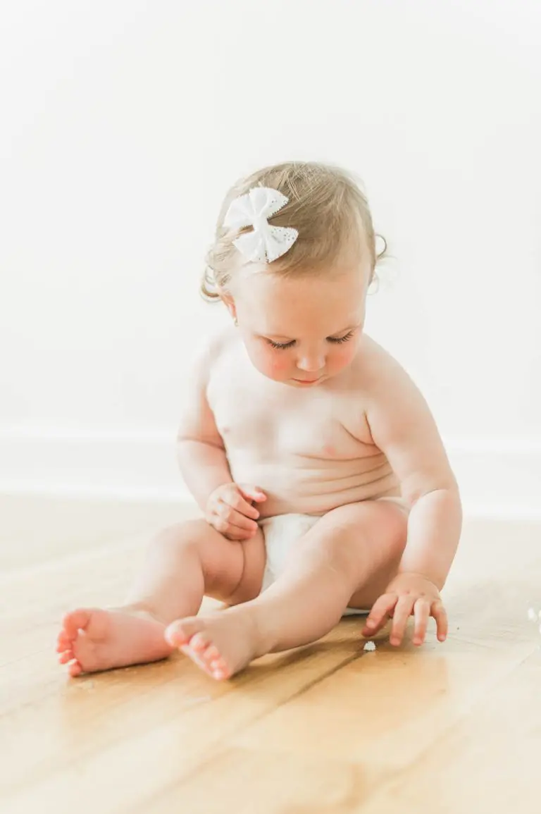 Chicago Family Newborn Photographer - Victoria Czerwien_J_07132023_6672.jpg
