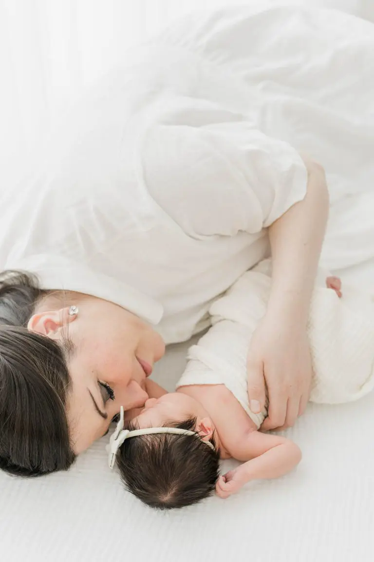 Chicago Family Newborn Photographer - Catie Woodruff_A_05232022_3247.jpg
