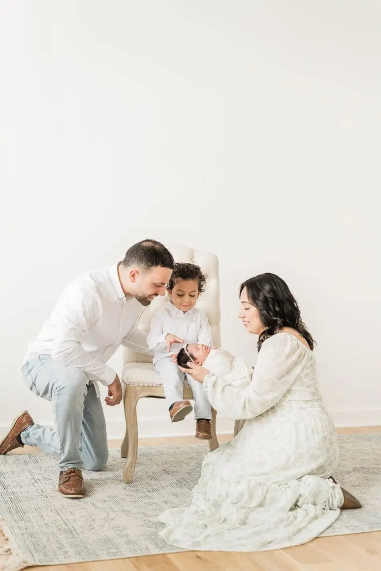 Chicago Family Newborn Photographer - Cinthia Correa_A_07072023_4958.jpg