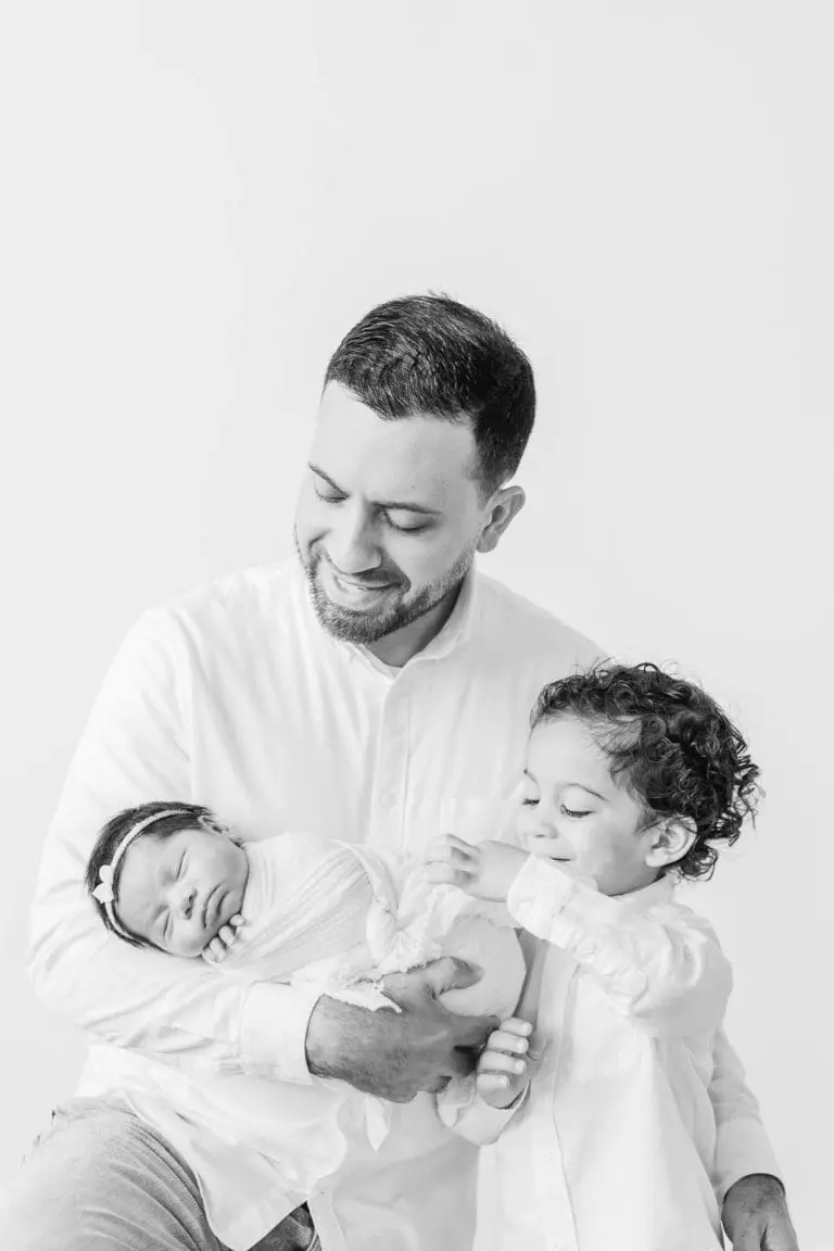 Chicago Family Newborn Photographer - Cinthia Correa_A_07072023_5004-2.jpg