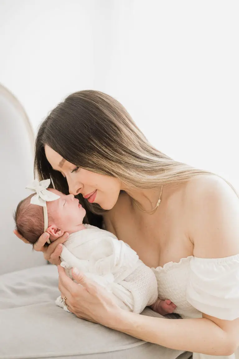 Chicago Family Newborn Photographer - Danielle Finan_A_05042022_2212.jpg
