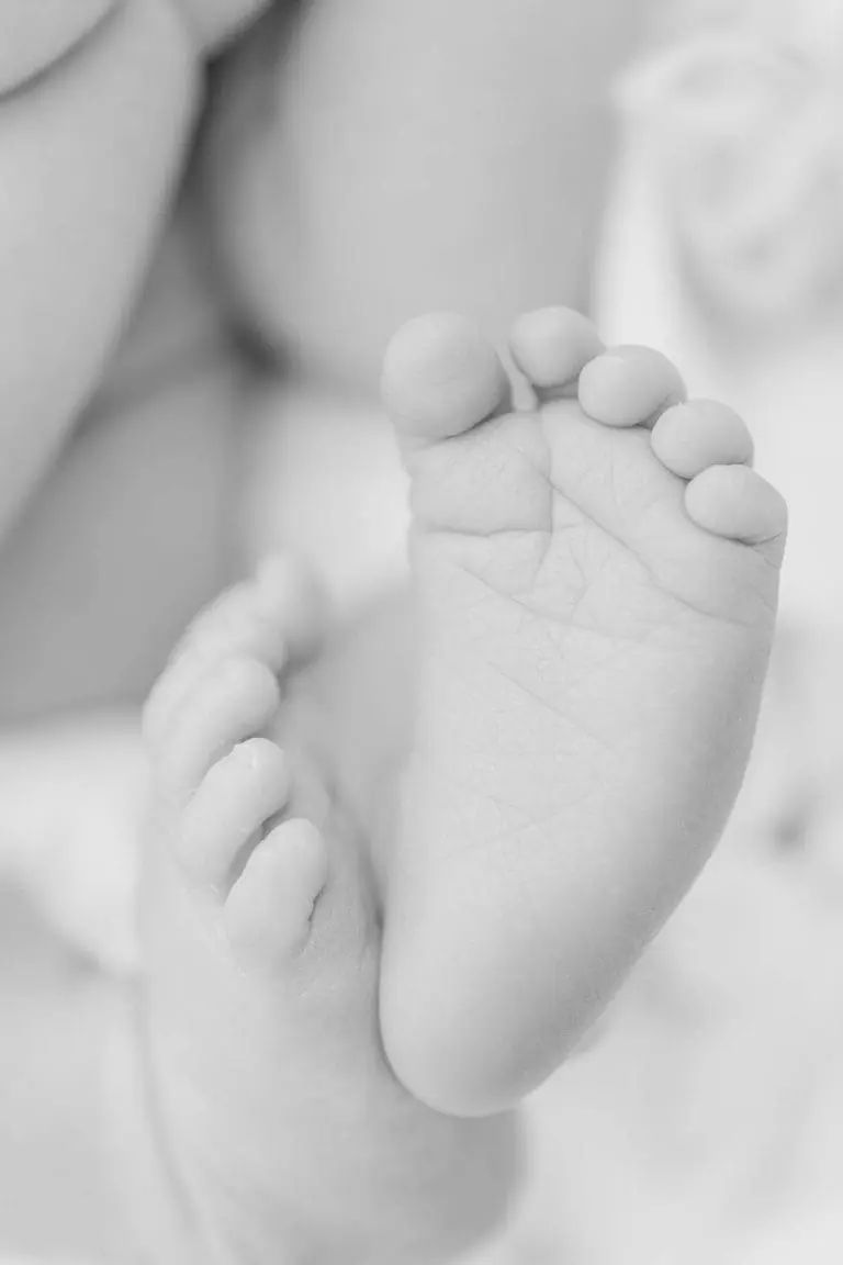 Chicago Family Newborn Photographer - Hailey Caruso_A_06152023_0333-Edit-2.jpg