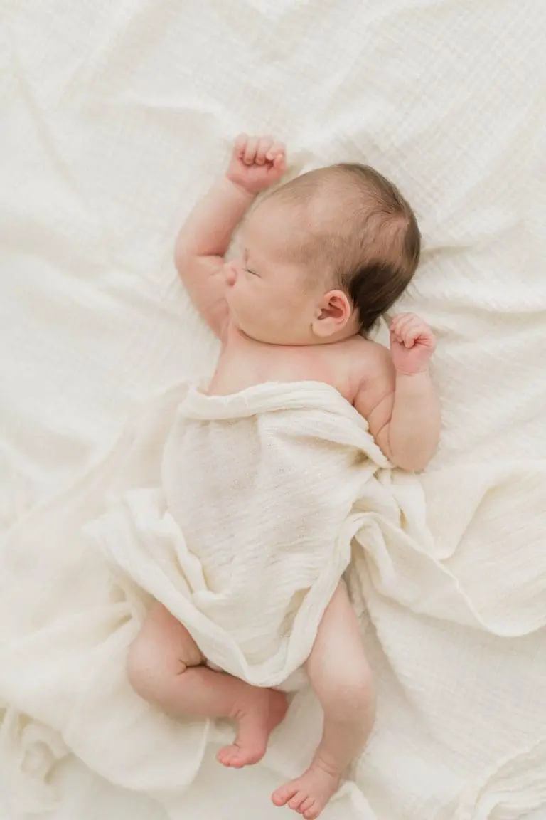 Chicago Family Newborn Photographer - Kerri Mroczek_AL_06022022_1105.jpg