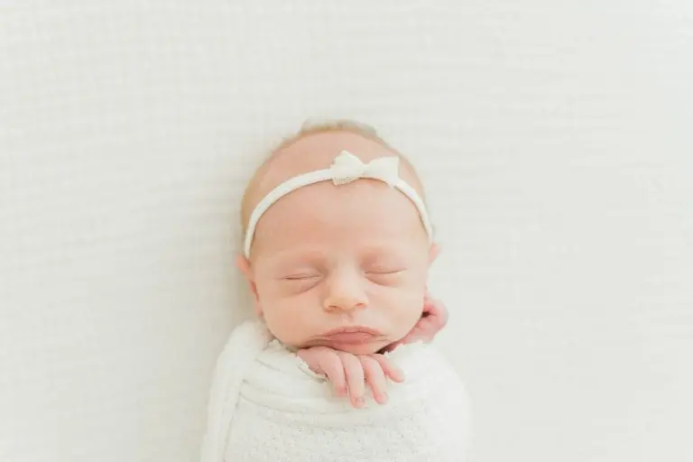 Chicago Family Newborn Photographer - Laura Smith_A_06132022_8064.jpg