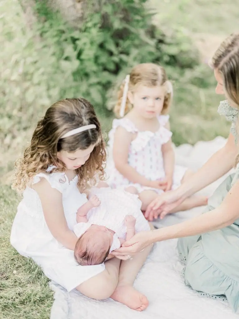 Chicago Family Newborn Photographer - Lauren Young_A_05282023_0756.jpg