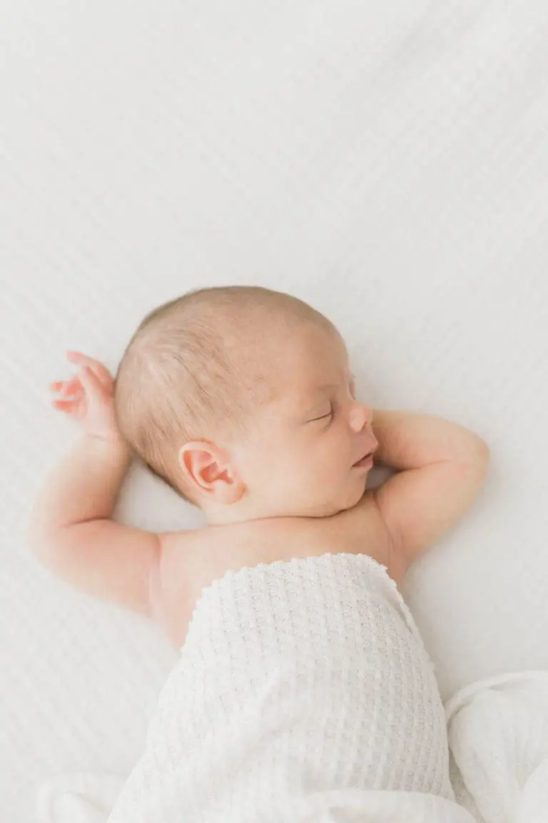 Chicago Family Newborn Photographer - Marisa Alcaro Seal_AL_06052022_2249-Edit.jpg