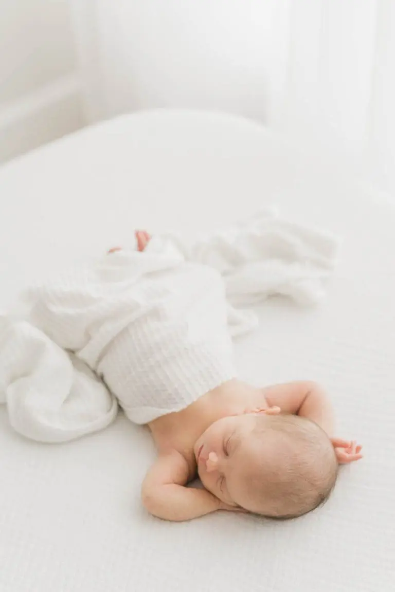 Chicago Family Newborn Photographer - Marisa Alcaro Seal_AL_06052022_2255-Edit.jpg