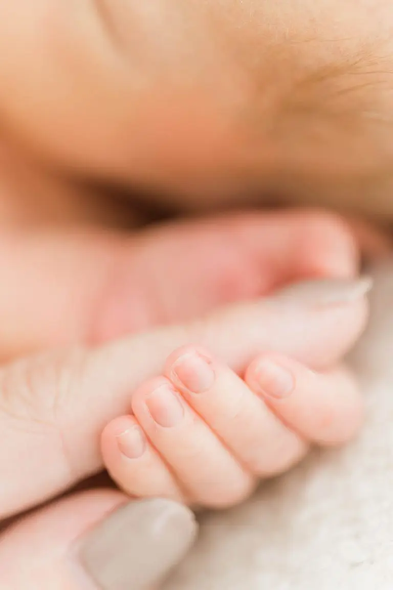 Chicago Family Newborn Photographer - Marisa Staunton_A_05222022_2347-Edit.jpg