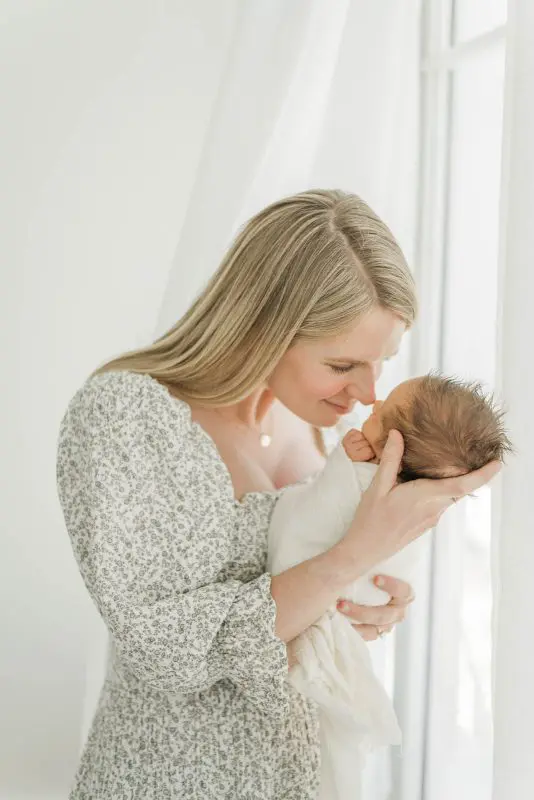 OAK PARK STUDIO - Chicago Family Newborn Photographer - 20240116 - 009.jpg