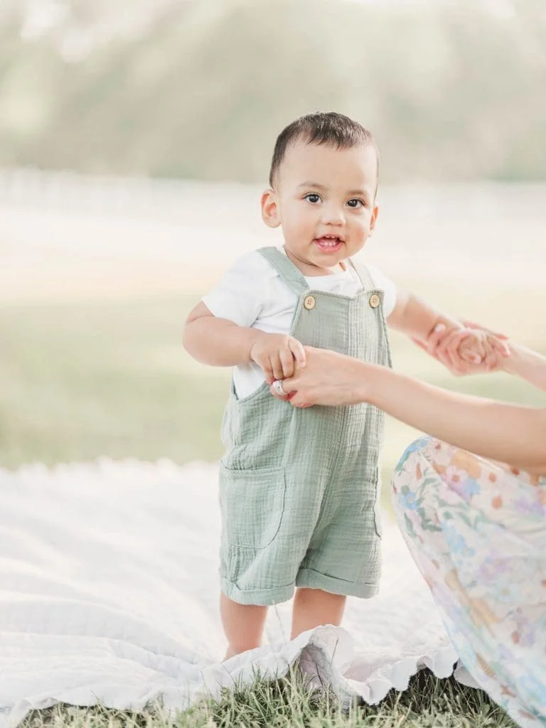 Chicago Family Newborn Photographer - Kiana Marin_A_06172023_7534.jpg