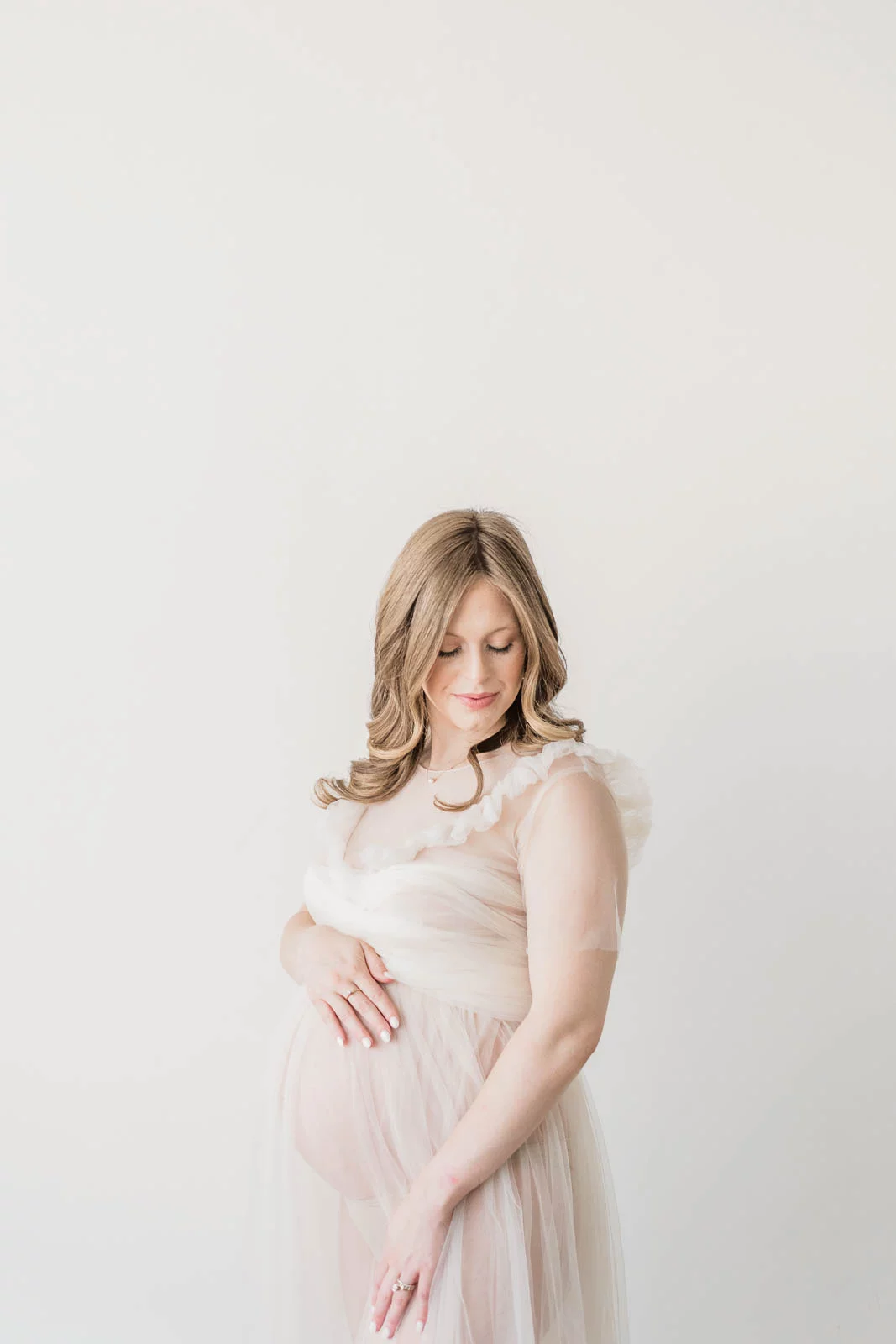 Chicago Family Newborn Photographer - Maddie Hochstedler_A_06092022_4326.jpg